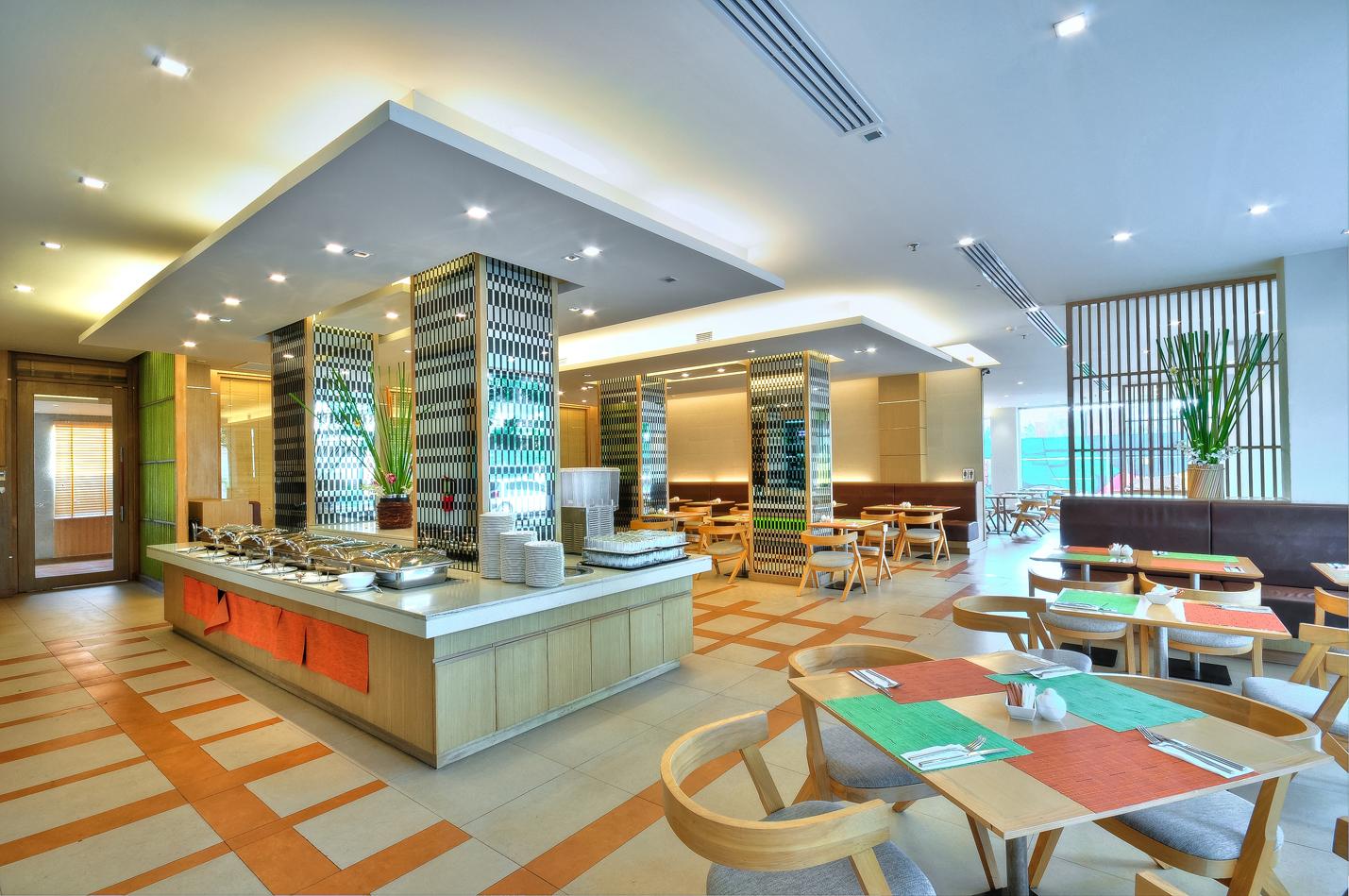 Ashlee Plaza Patong Hotel & Spa Zewnętrze zdjęcie