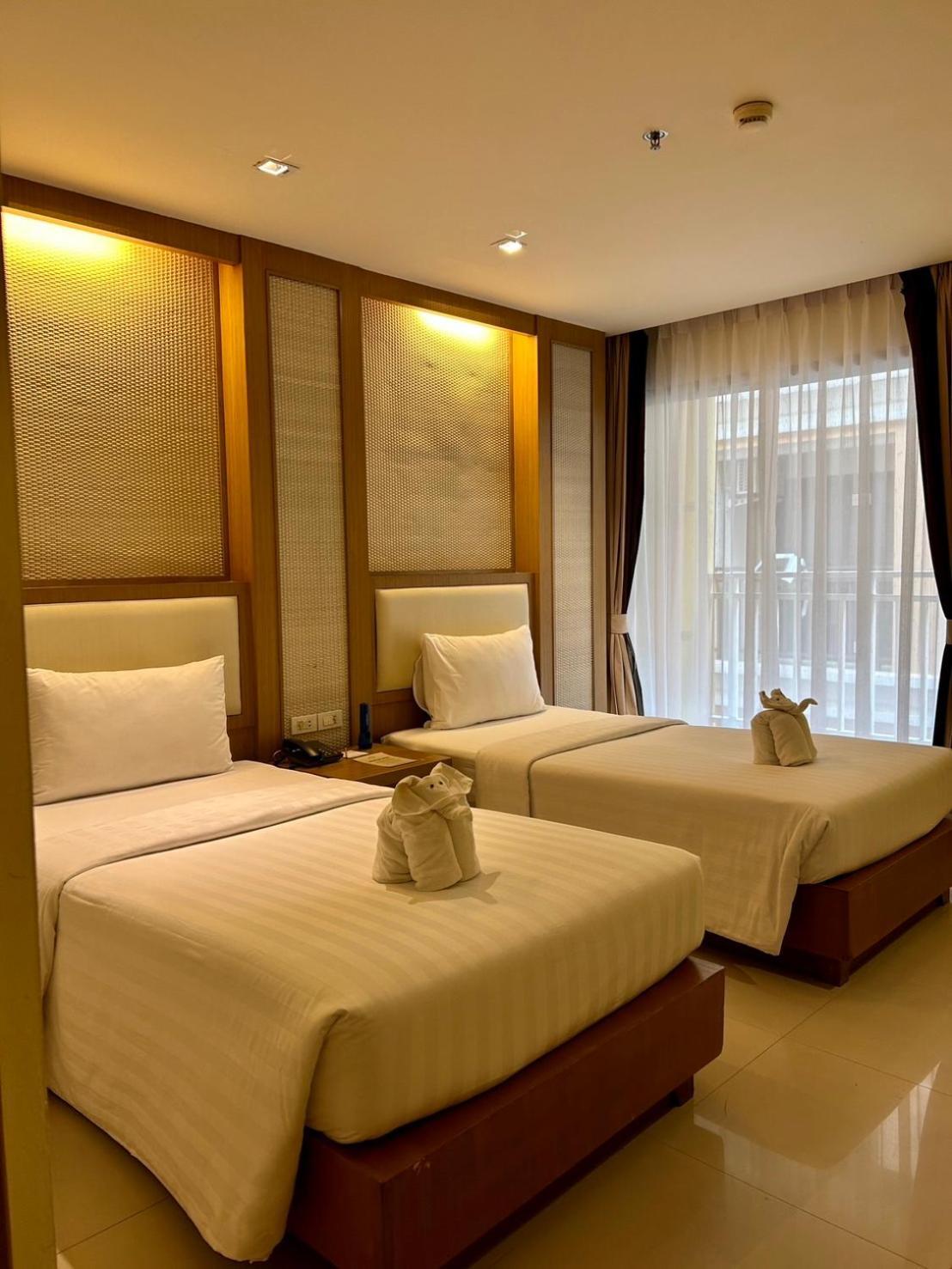 Ashlee Plaza Patong Hotel & Spa Zewnętrze zdjęcie