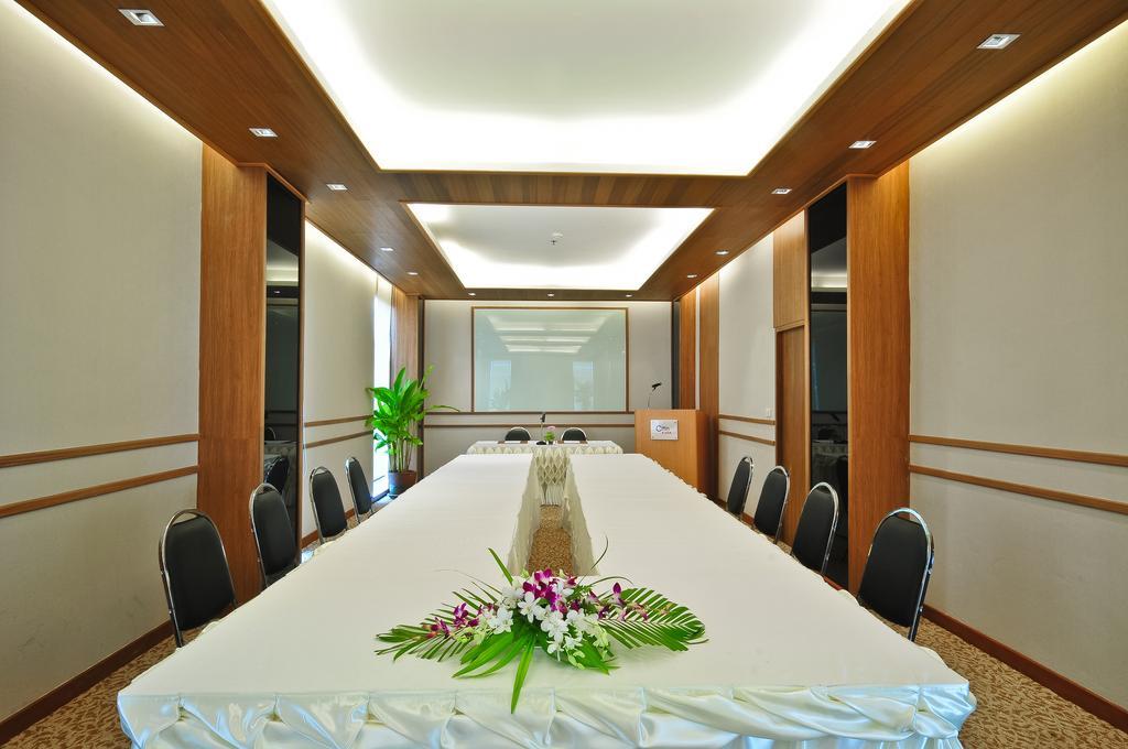 Ashlee Plaza Patong Hotel & Spa Zewnętrze zdjęcie