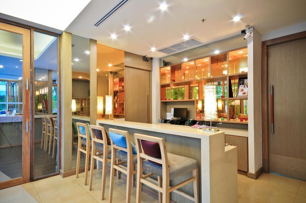 Ashlee Plaza Patong Hotel & Spa Zewnętrze zdjęcie