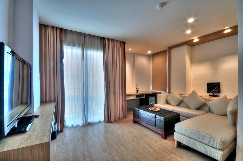 Ashlee Plaza Patong Hotel & Spa Zewnętrze zdjęcie